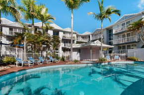 Гостиница Champelli Palms Apartments  Серферс-Парадайс